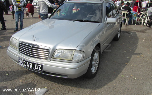 Mercedes-Benz C180
