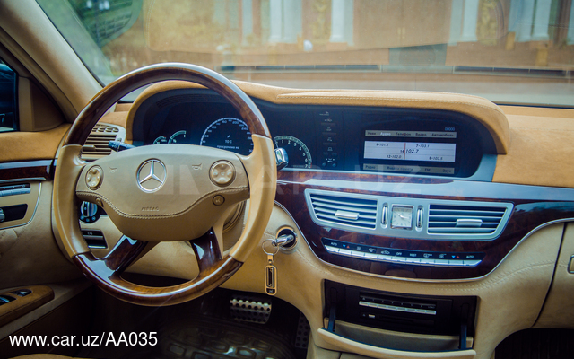 Mercedes-Benz W 221