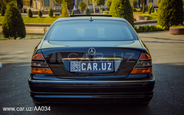 Mercedes-Benz W220