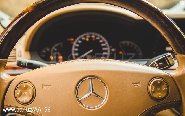 Mercedes-Benz W 221