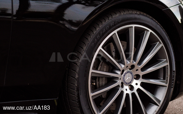 Mercedes-Benz W 222 black