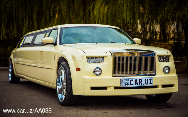 Chrysler C300 rolls royce