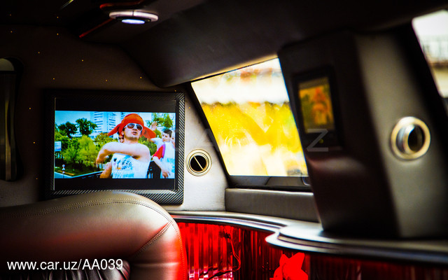 Chrysler C300 rolls royce