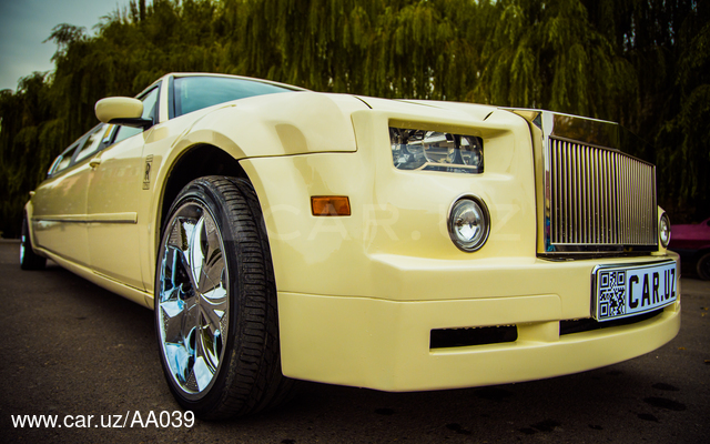 Chrysler C300 rolls royce