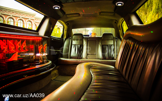 Chrysler C300 rolls royce