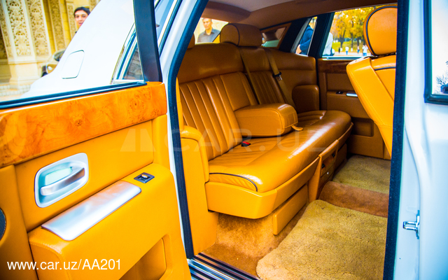 Rolls Royce Phantom