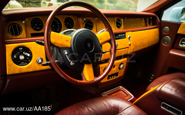 Rolls Royce Phantom