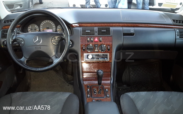 Mercedes-Benz Е320