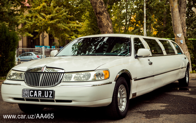 Lincoln Town car