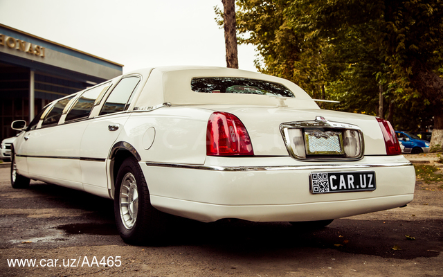 Lincoln Town car