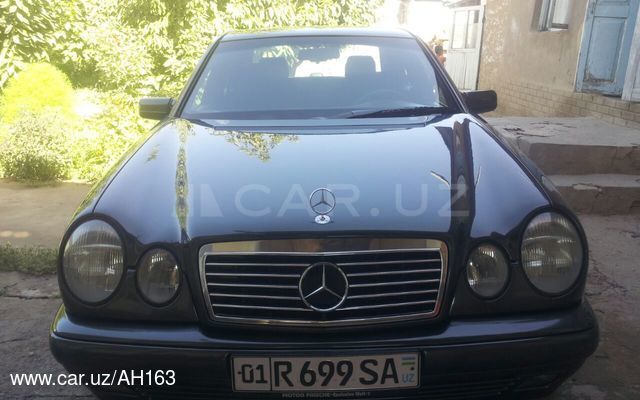 Mercedes-Benz E 230