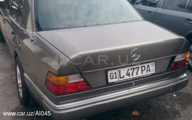 Mercedes-Benz E200